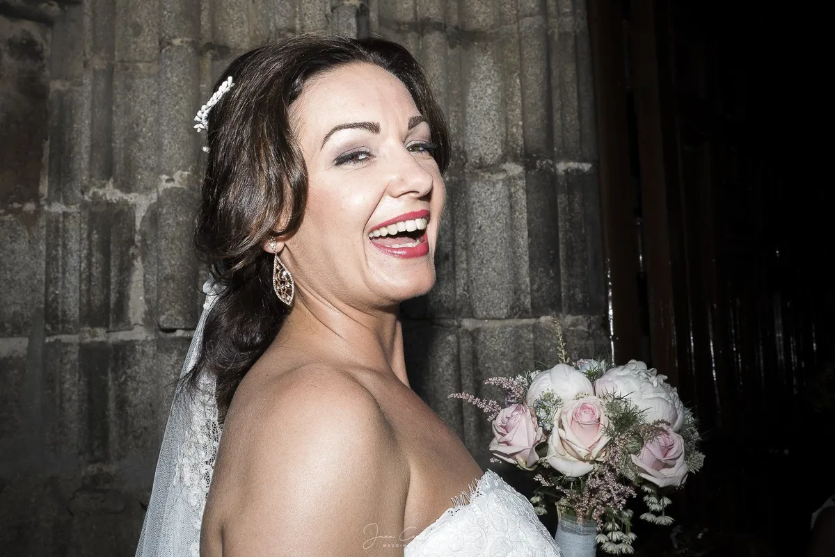 Fotógrafo de bodas Arenas de San Pedro Marga y Abraham, reportaje documental de Juan Carlos Blanco, fotógrafo de bodas en Ávila (8 de 9)