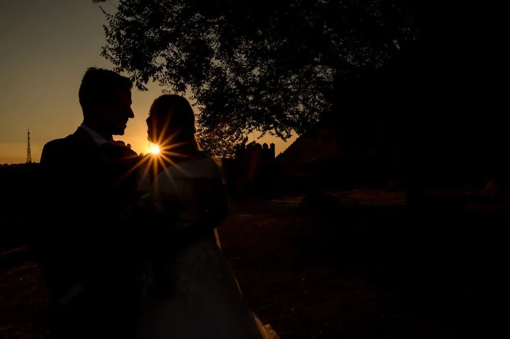Boda de Cristian y Tamara, reportaje documental de Juan Carlos Blanco, fotógrafo de bodas en Ávila (11 de 13)