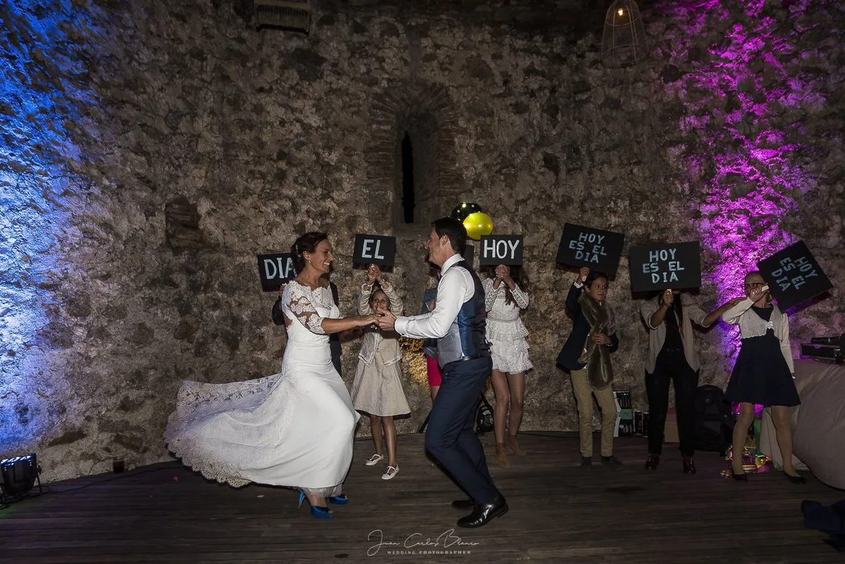 Fotógrafo de Bodas Ávila: Sara y Javi, reportaje documental de Juan Carlos Blanco, fotógrafo de bodas en Ávila (1 de 9)