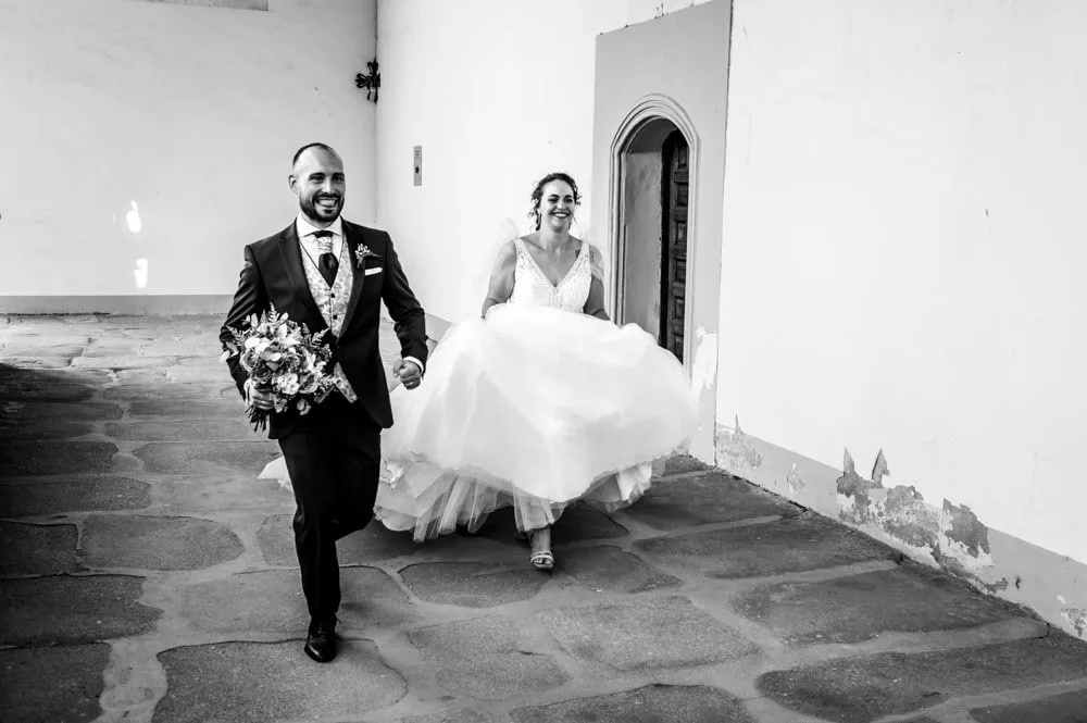 Boda de Elena y Enrique, reportaje documental de Juan Carlos Blanco, fotógrafo de bodas en Ávila (9 de 11)