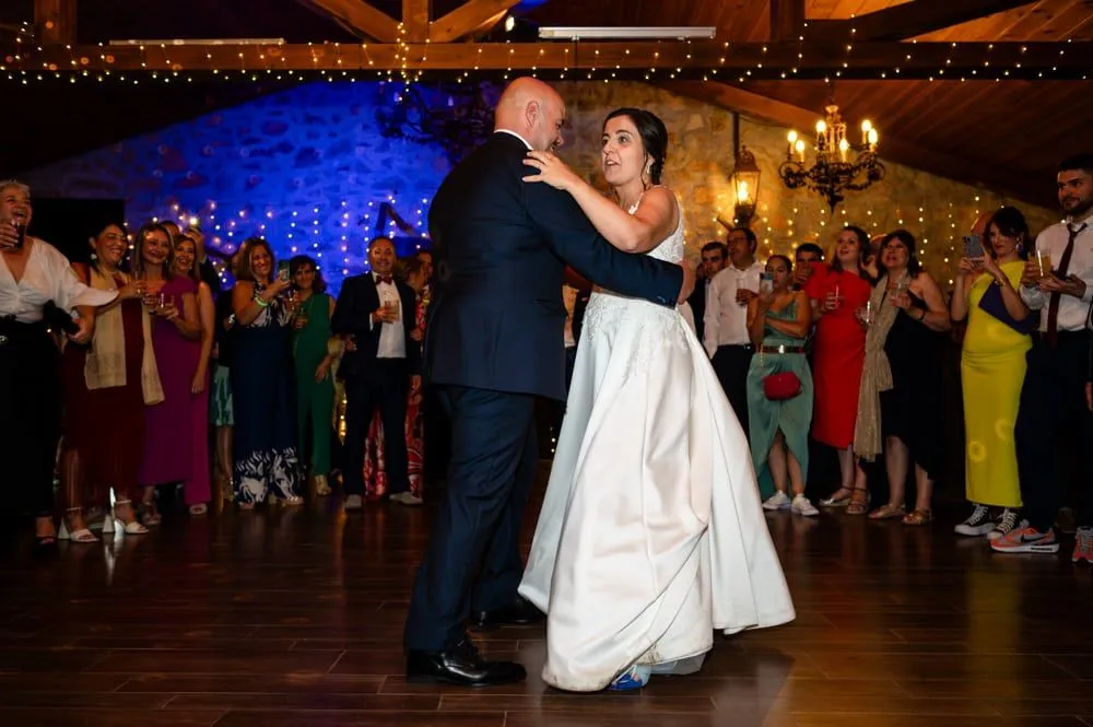 Boda de Dani y Lis, reportaje documental de Juan Carlos Blanco, fotógrafo de bodas en Ávila (4 de 6)