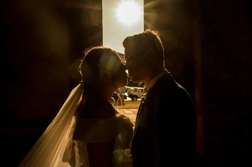 Boda de Cristian y Tamara, reportaje documental de Juan Carlos Blanco, fotógrafo de bodas en Ávila (8 de 13)