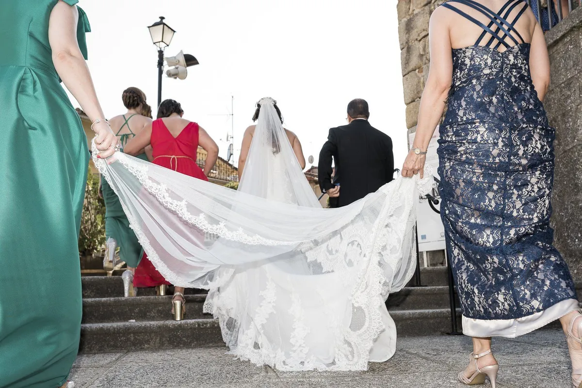 Fotógrafo de bodas Arenas de San Pedro Marga y Abraham, reportaje documental de Juan Carlos Blanco, fotógrafo de bodas en Ávila (7 de 9)