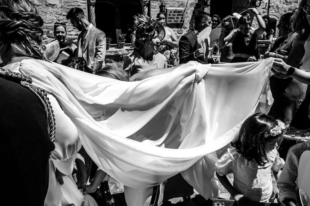 Boda de Augusto y Laura, reportaje documental de Juan Carlos Blanco, fotógrafo de bodas en Ávila (11 de 17)