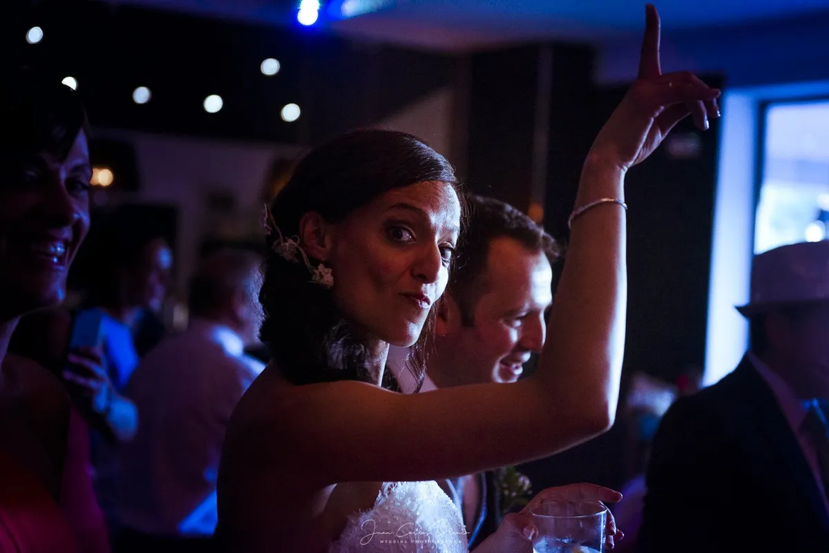 Boda en León: Rebeca y Jesús, reportaje documental de Juan Carlos Blanco, fotógrafo de bodas en Ávila (4 de 9)