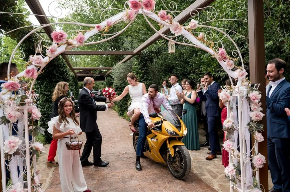 Boda de Yolanda y Luis, reportaje documental de Juan Carlos Blanco, fotógrafo de bodas en Ávila (6 de 12)
