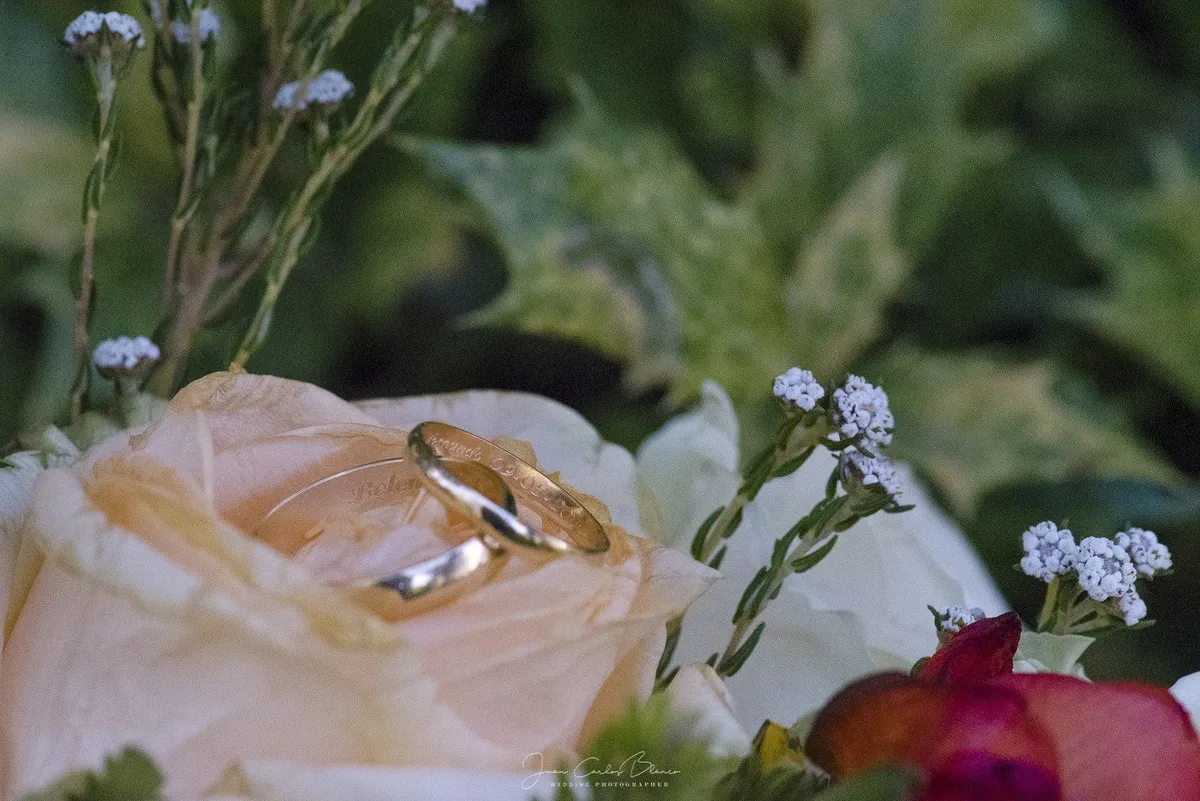 Boda de Belén y Fernando, reportaje documental de Juan Carlos Blanco, fotógrafo de bodas en Ávila (3 de 9)